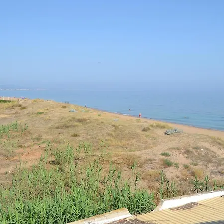 Laguna Locdenia דירה *