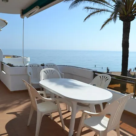 Laguna Locdenia Apartment